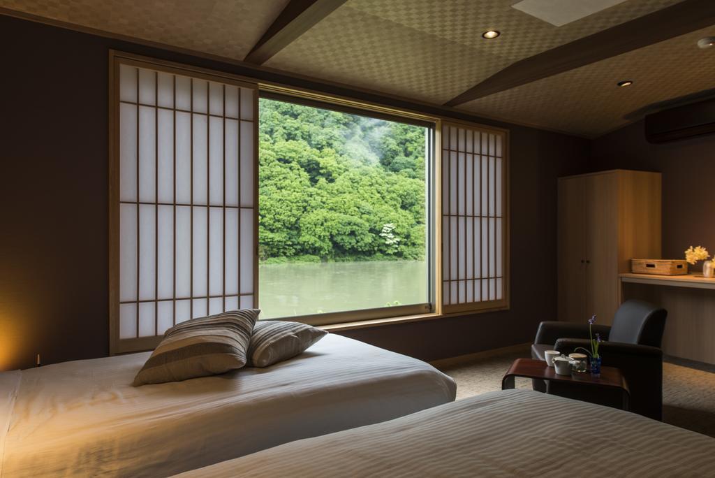 ホテル 高見屋　最上川別邸　紅 戸沢村 部屋 写真